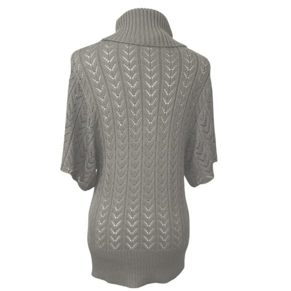 Dex cowl neck soft knit grey pullover short sleeve sweater. Women's size L - Picture 2 of 7